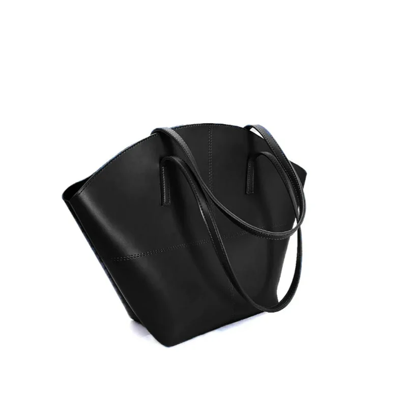 Tote Bag with RFID - Blocking Pocket in Black for Protecting Your Cards and InformationTOTE SHOULDER BLACK