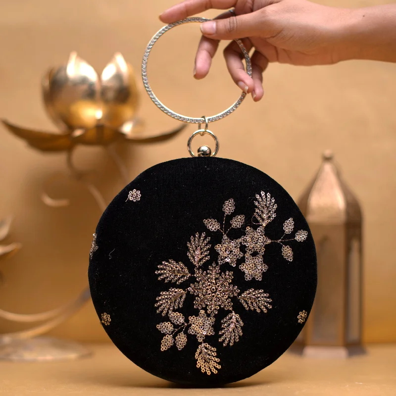 Women's Studded Leather Evening Bag in Black for Rock - n - Roll NightsBlack Floral Sequins Embroidery Round Clutch