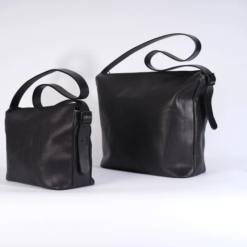 Crossbody Shoulder Bag in Black Leather with Gold Hardware for Night OutsGiga Orb Bag Black