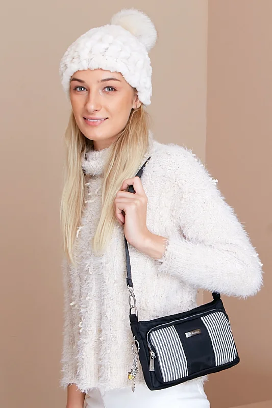 Pvc Shoulder Bag in Clear with Glitter for a Fun and Modern LookHuskies HK 02-788 Cairns Shoulder Bag