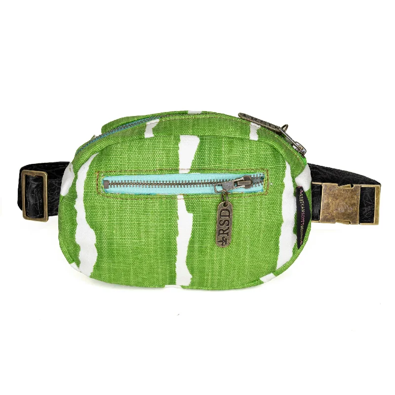 Quilted Leather Crossbody Bag in Cream for a Classic and Elegant AppearanceJane: Green Stripe