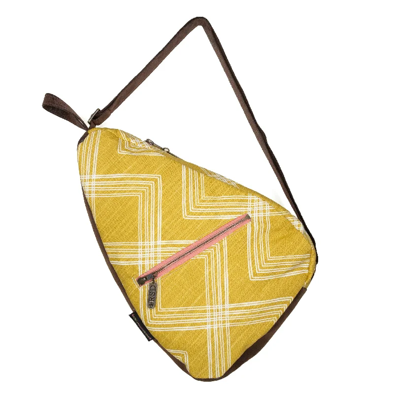 Medium - sized Canvas Crossbody Bag in Beige with Floral Print for Spring OutingsRozzi: Goldenrod