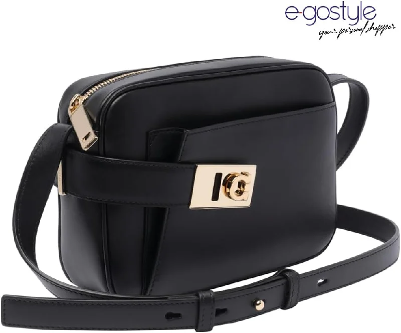 Women's Crossbody Bag with RFID - Blocking Pocket in Black for Safe TravelSalvatore Ferragamo Women's Gancini Crossbody, Nero